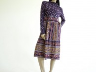 Vintage 1970's Purple Paisley Boho Peasant Dress