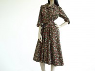 Vintage 1940's Dark Floral Print Swing Blouse Dress