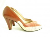 Vintage Johansen Brown Mesh Pump