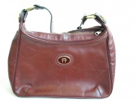 Vintage 1970's Etienne Aigner Logo Leather Purse