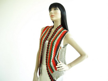 Vintage 1970s Multicolor Stripe Crochet Sweater Vest